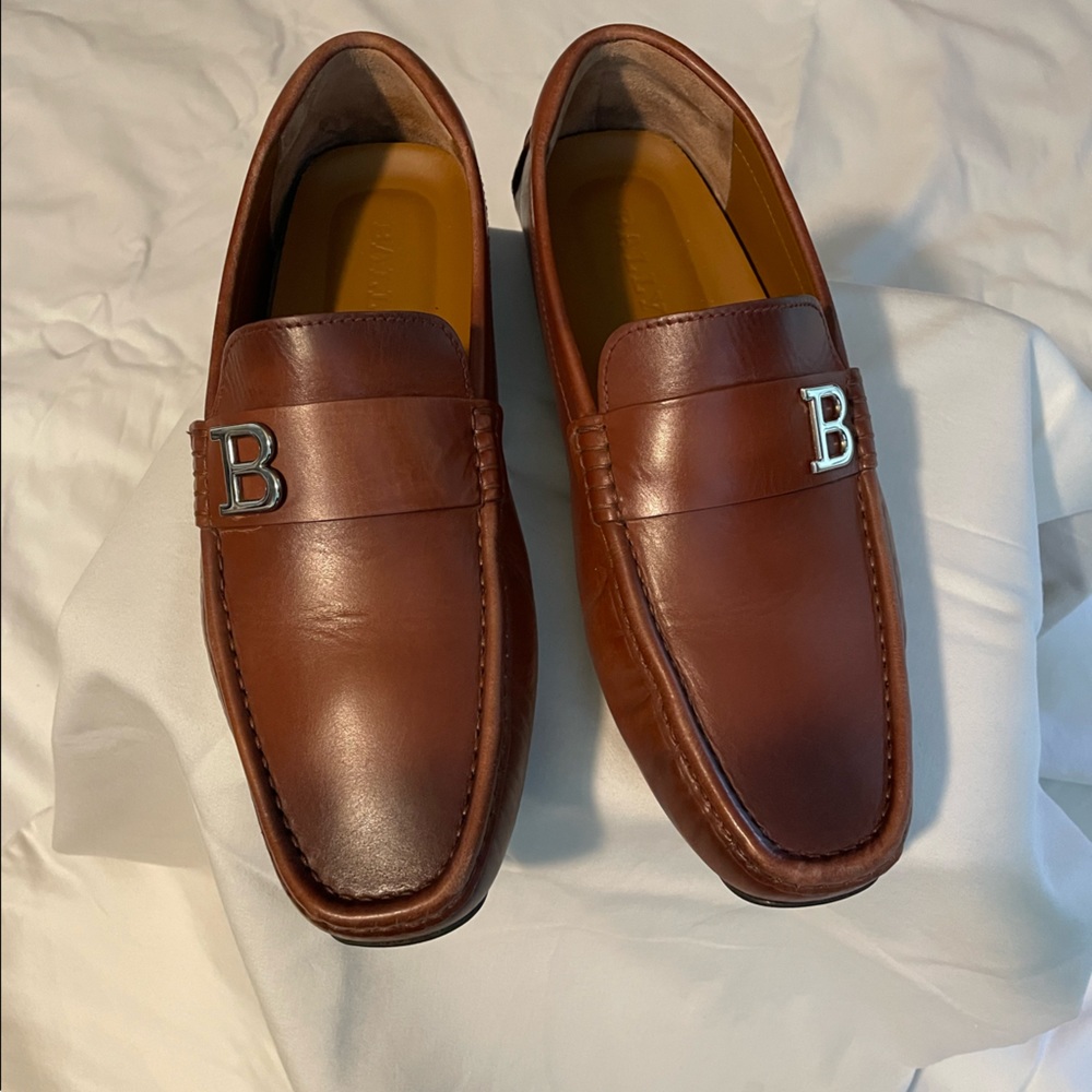 BALLY (Genuine)
Pievo Leather Men's Loafers - Brown